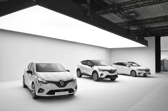 Fransız Üretici Renault Yeni Hibrit Teknolojisini Tanıttı