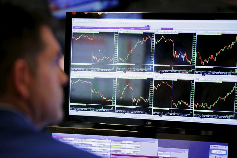 İşsizlik Başvuruları Arttıkça Wall Street Daha Düşükten Açılıyor