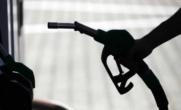 Benzine 20 Motorine 12 Kuruş Zam