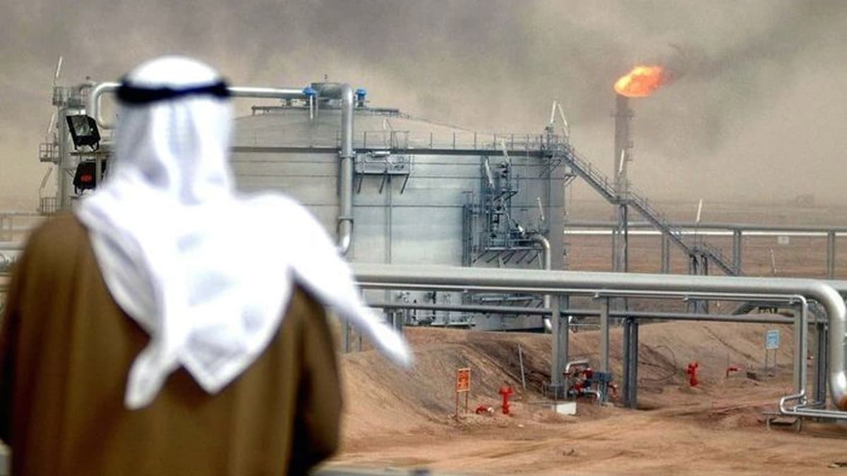 Petrol Suudi Arabistan Kararıyla Birlikte Yükseldi