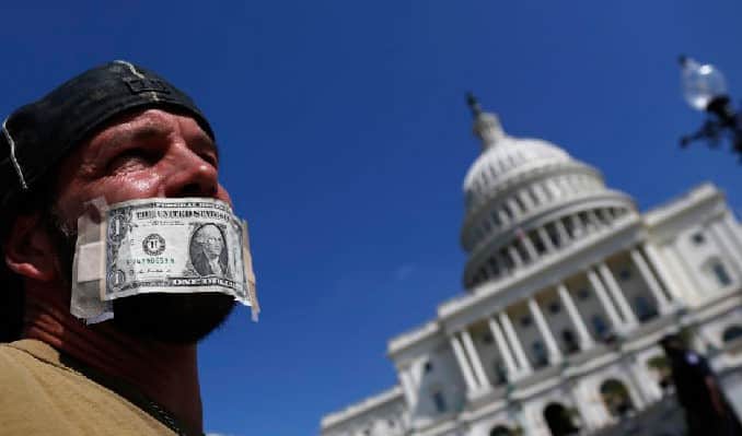 ABD’de Tüketici Harcamaları Arttı