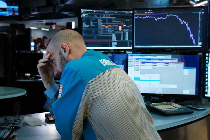 S&P 500 Rekora Yaklaşırken Dow 200 Puandan Fazla Yükseldi