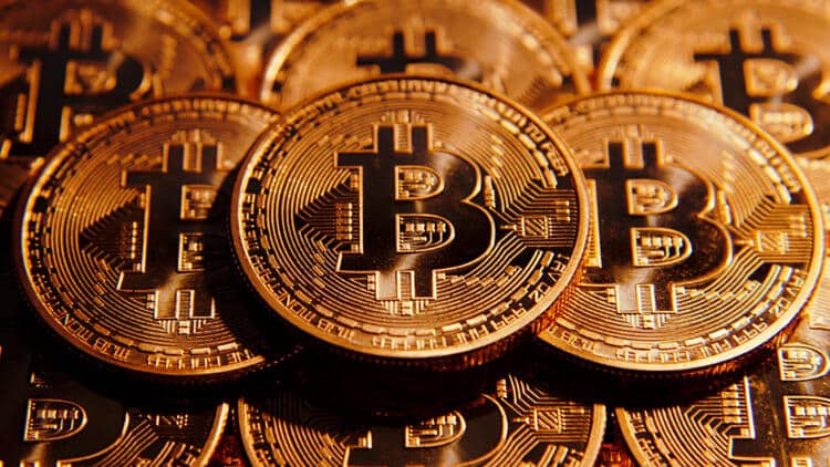 Bitcoin hat 12 Tausend Dollar überschritten!