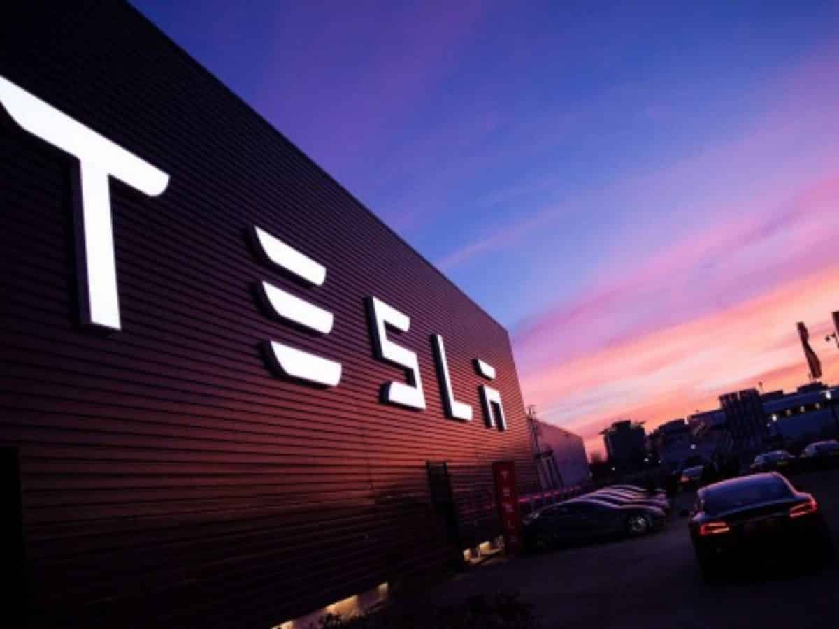 Tesla’nın Hisse Senedinde Tehlike Çanları Çalıyor