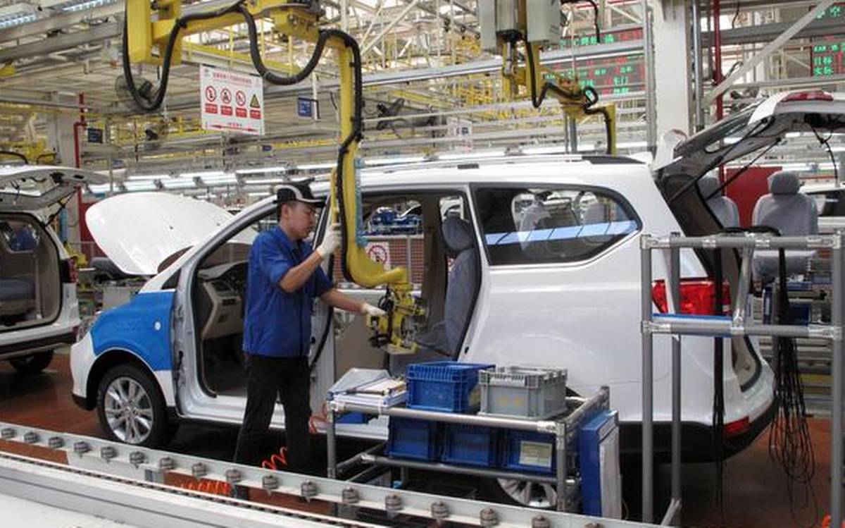 Çin Sanayi Üretimi Ekim'de Beklenenden Keskin Büyüdü