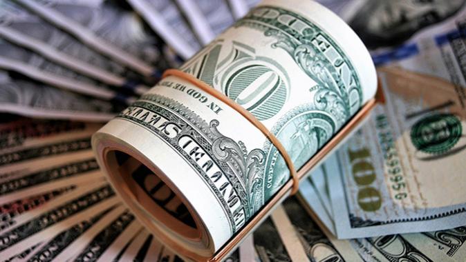 Famous Economist Waits Shockwave In Dollar Rate!