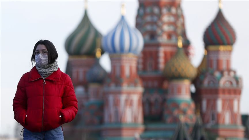 Rusya'da Günlük Vaka Sayısı 18 Bini Aştı