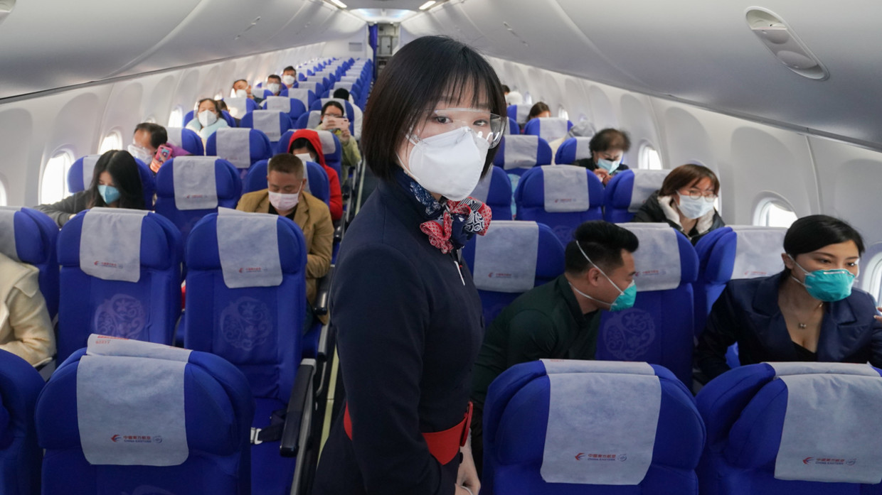 Çin, uluslararası uçuşlarla ilgili kuralları derhal yürürlüğe girecek şekilde sıkılaştırdı