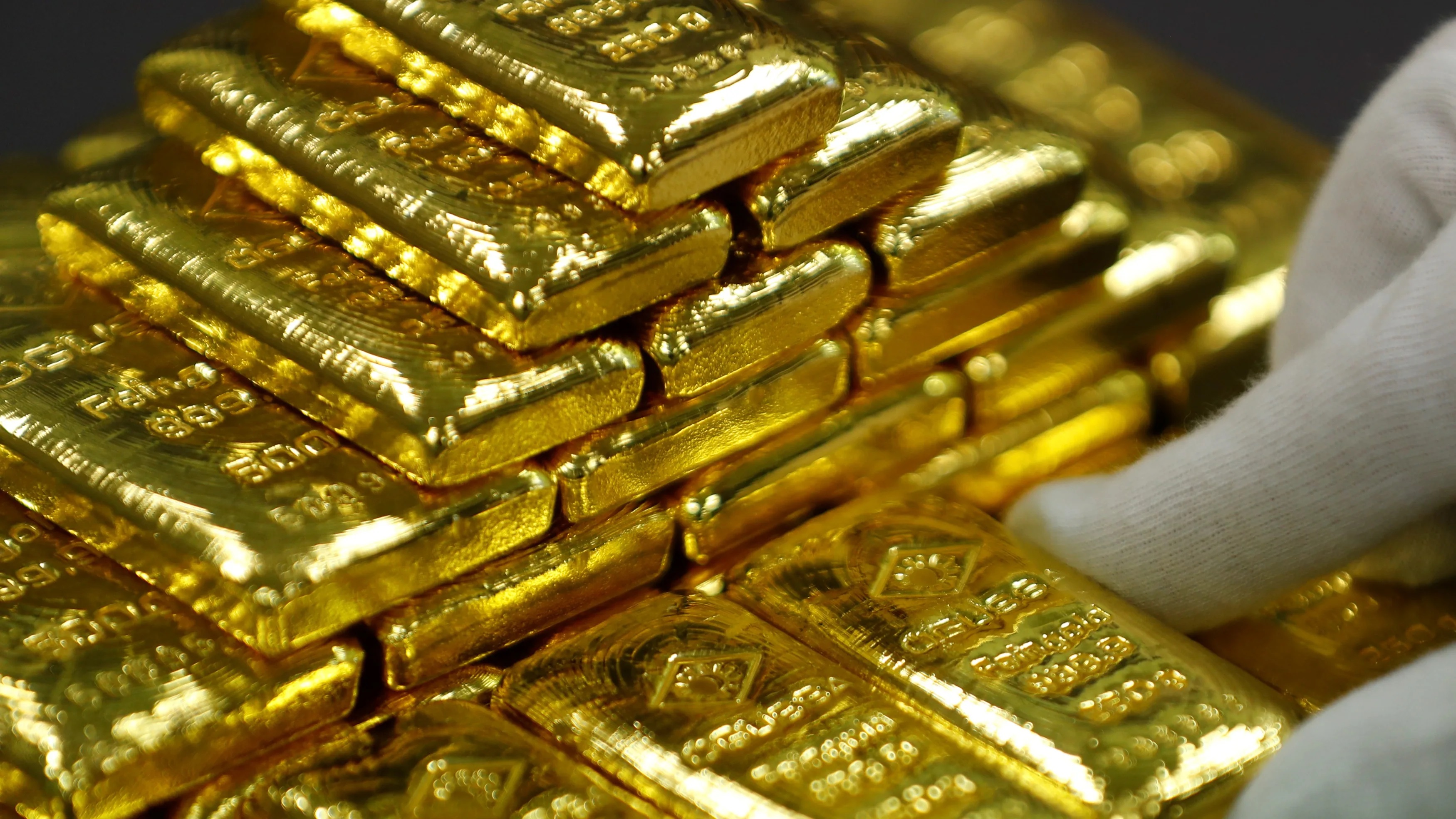 Gold grew the most in a decade last year and its price will rise even more