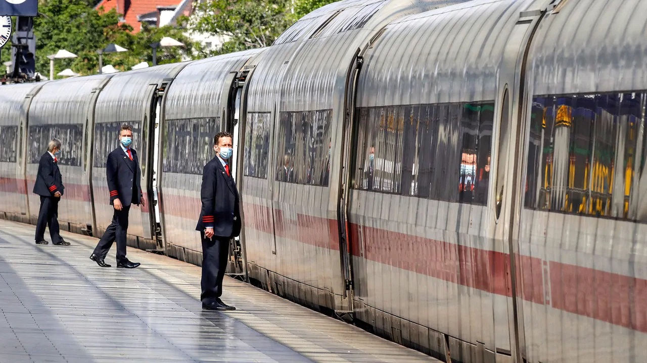 Deutsche Bahn yolculara aşı bonusu vermiyor