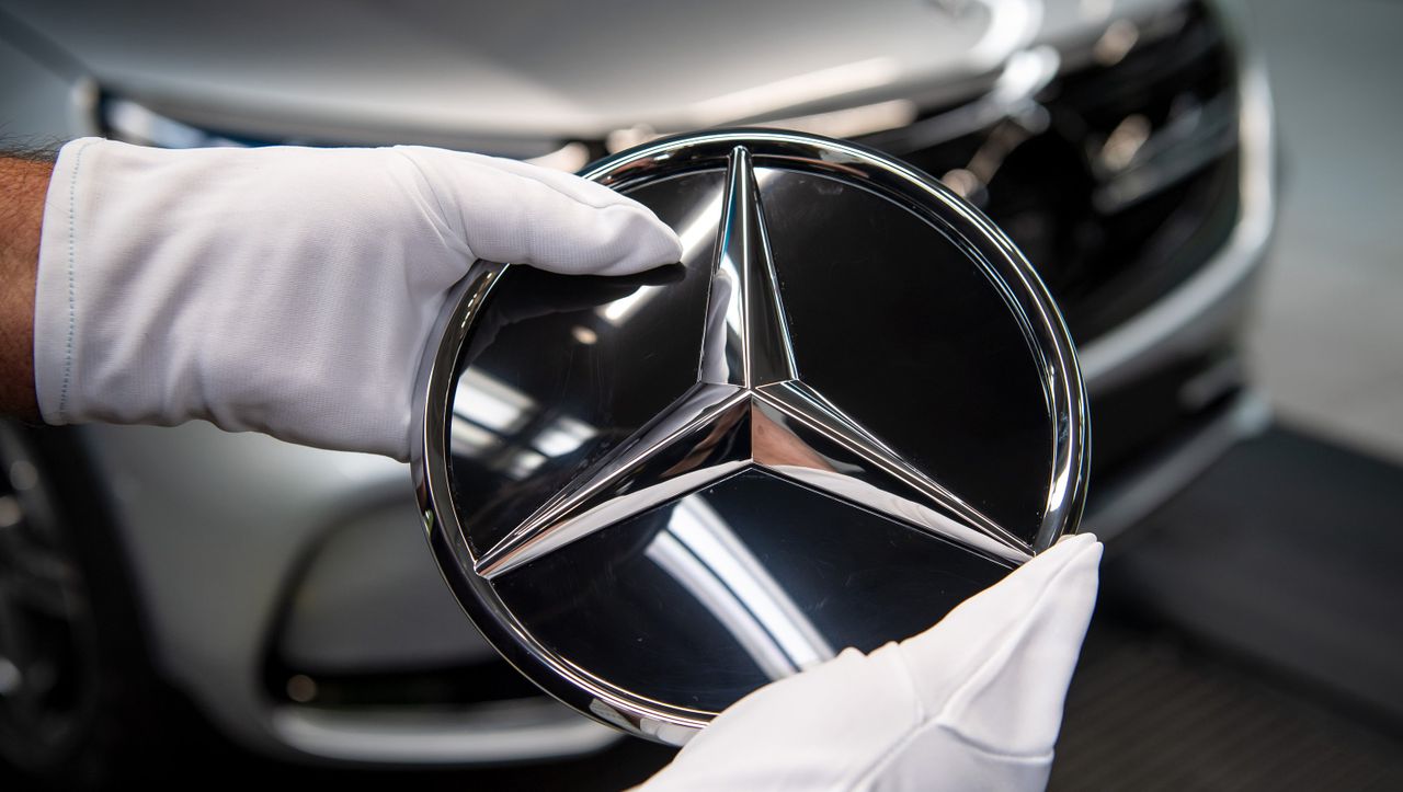 Daimler is now paying the success bonus