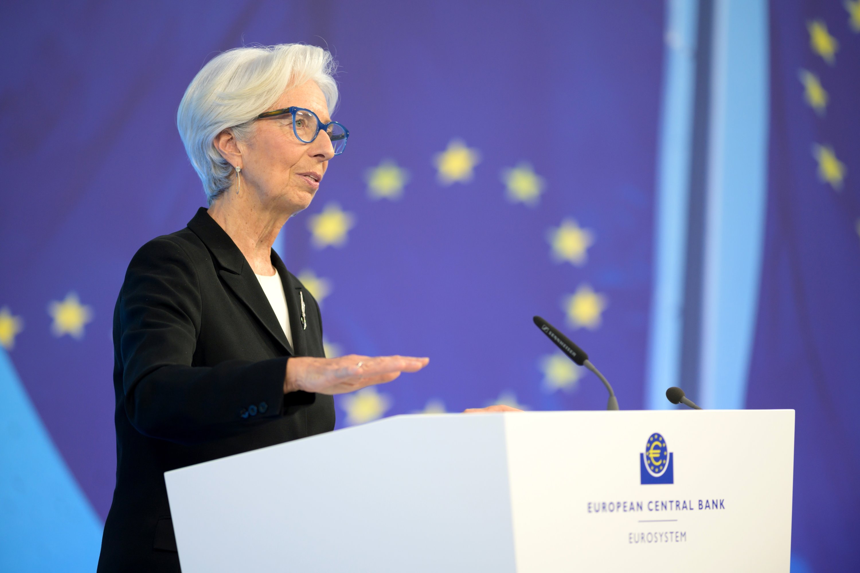 It will be necessary to wait for the latest stimuli of the ECB to show