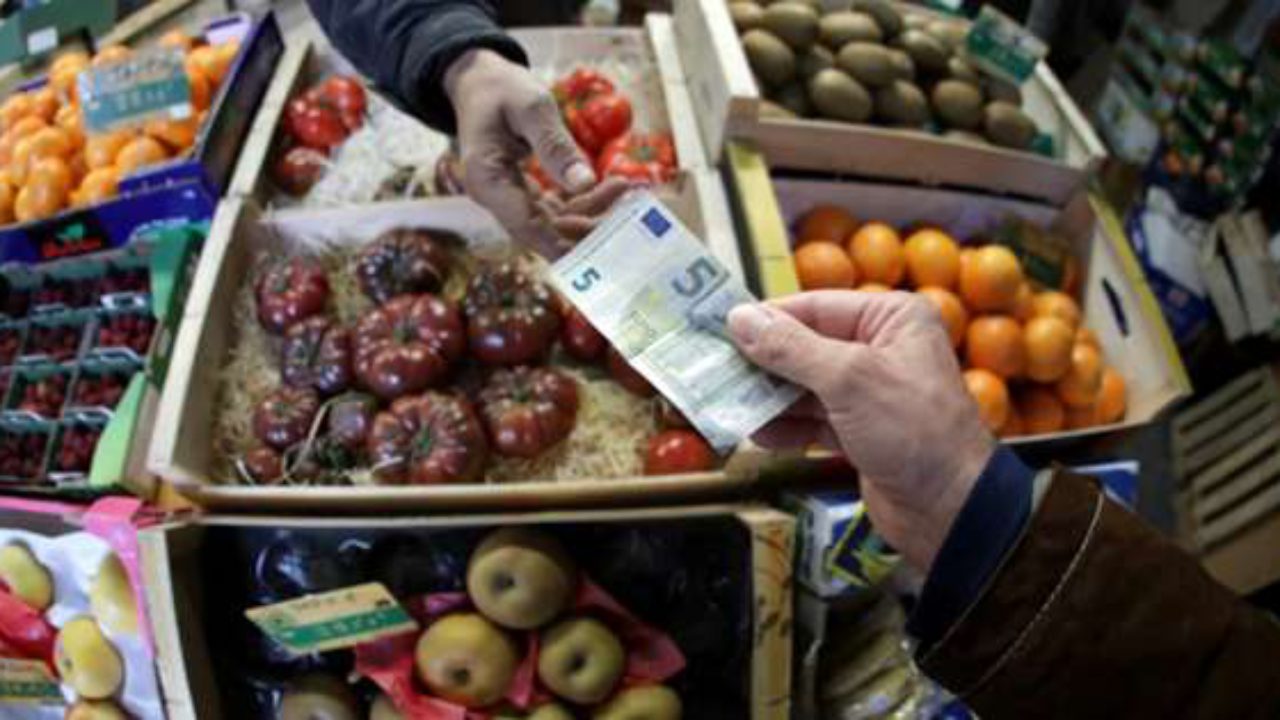 Consumer prices in the euro zone did not change last month