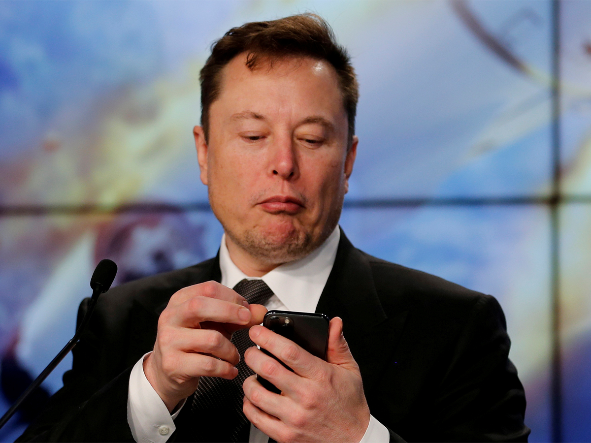 Tesla investor is suing Musk over tweets