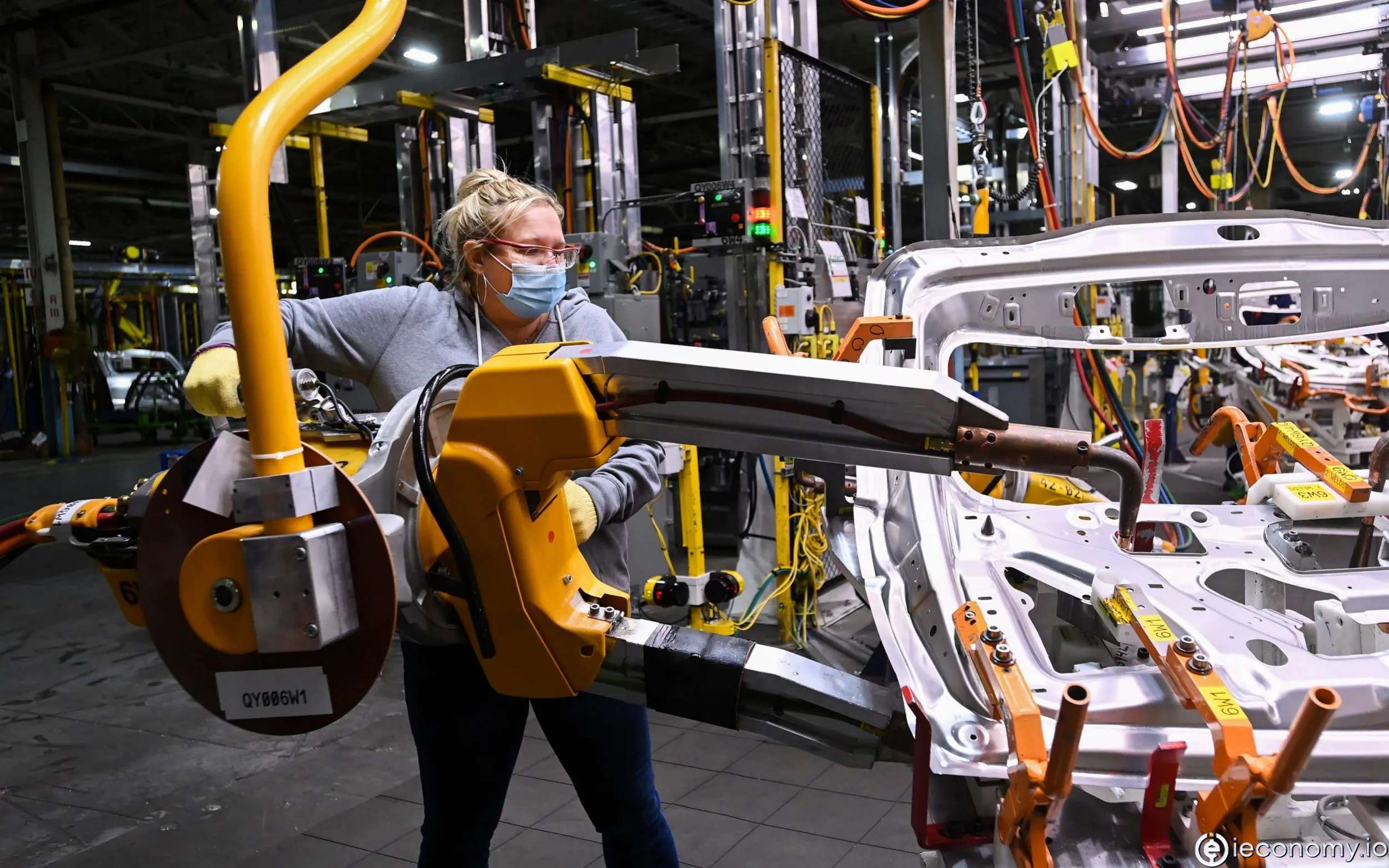 British industry posted its strongest growth in April