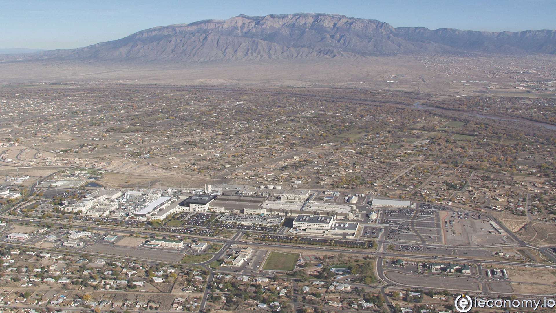 Intel çip fabrikalarına milyarlarca dolar yatırım yapıyor