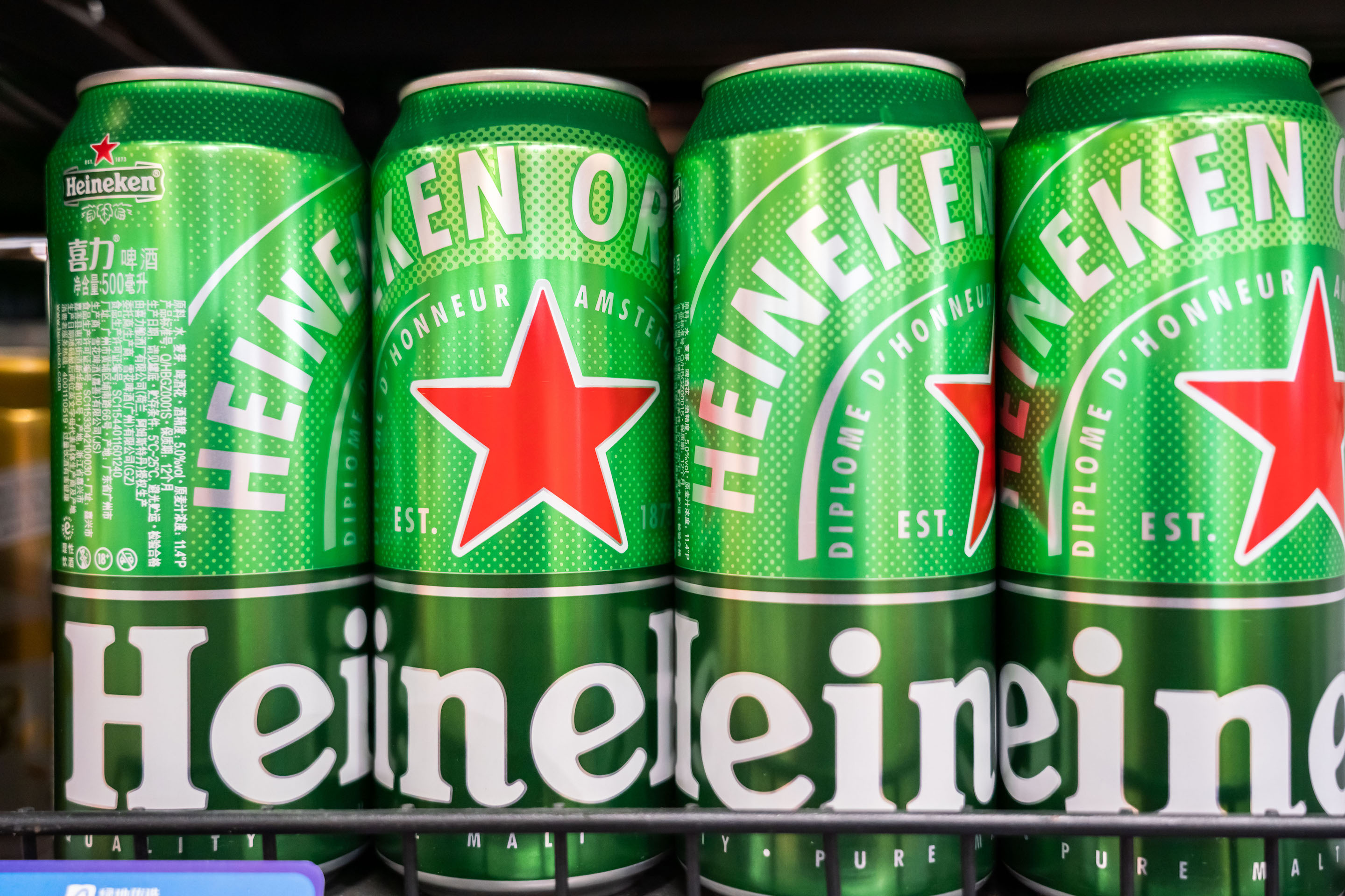 Heineken will reward its managers to achieve zero emissions