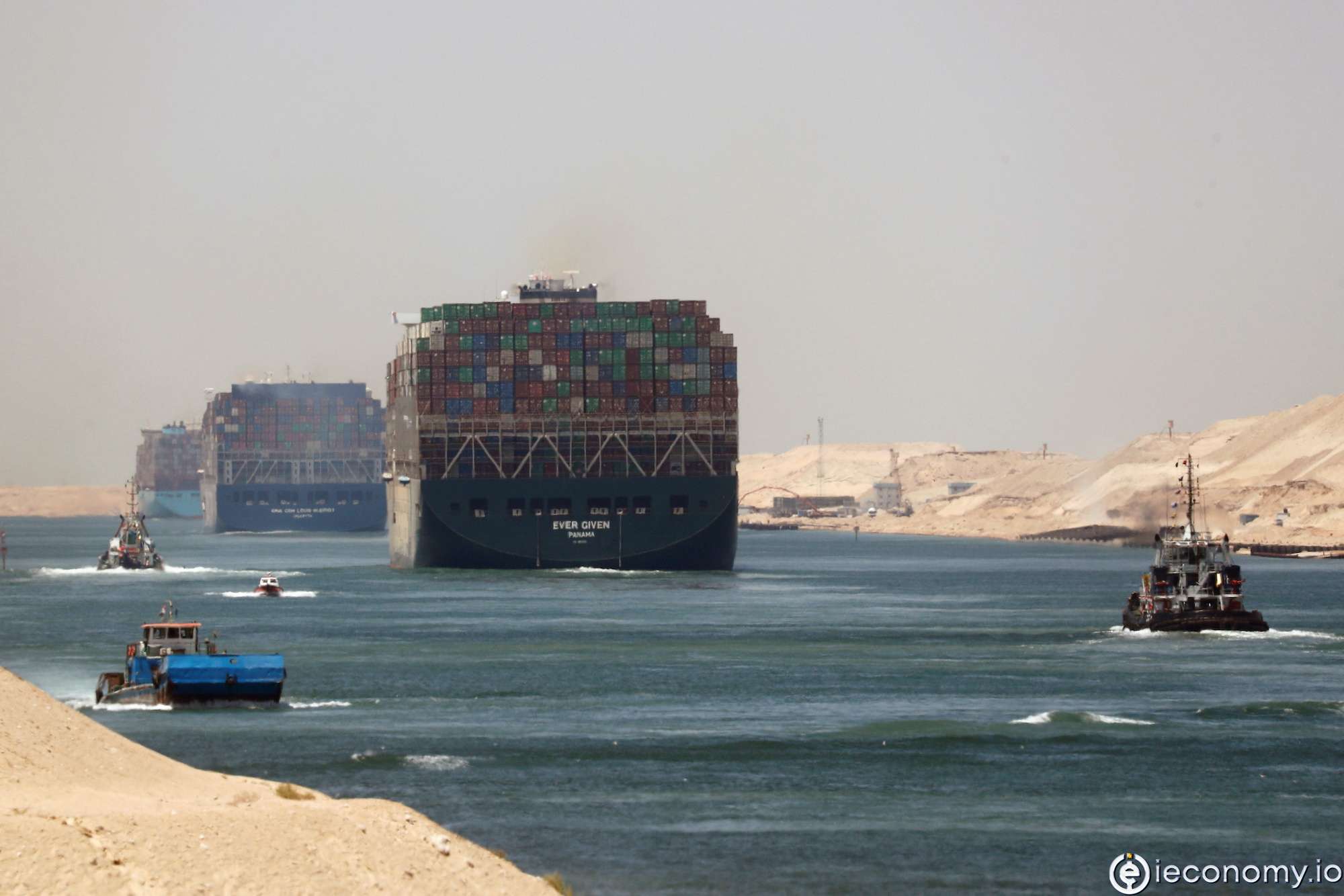 The Suez Canal had revenue of more than $ 5.8 billion