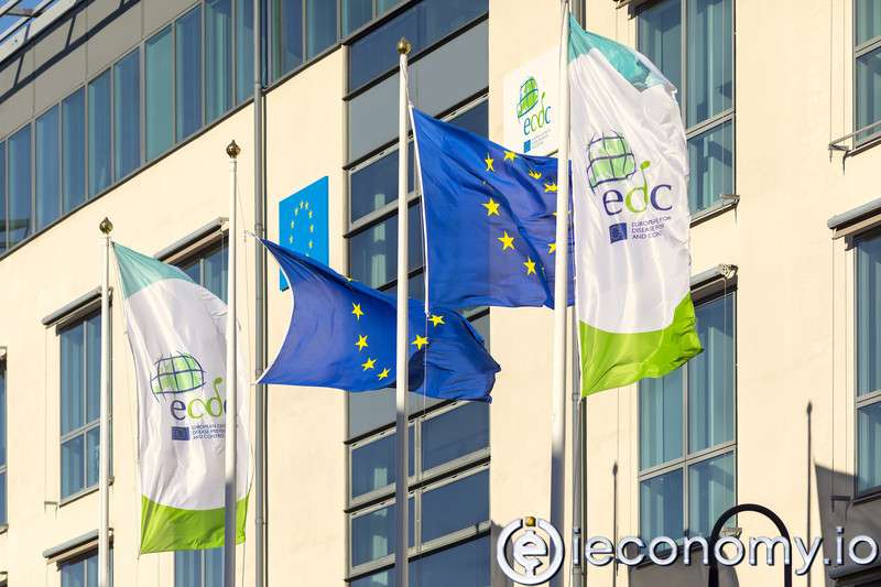 ECDC will provide the Member States of the EU with EUR 77 million