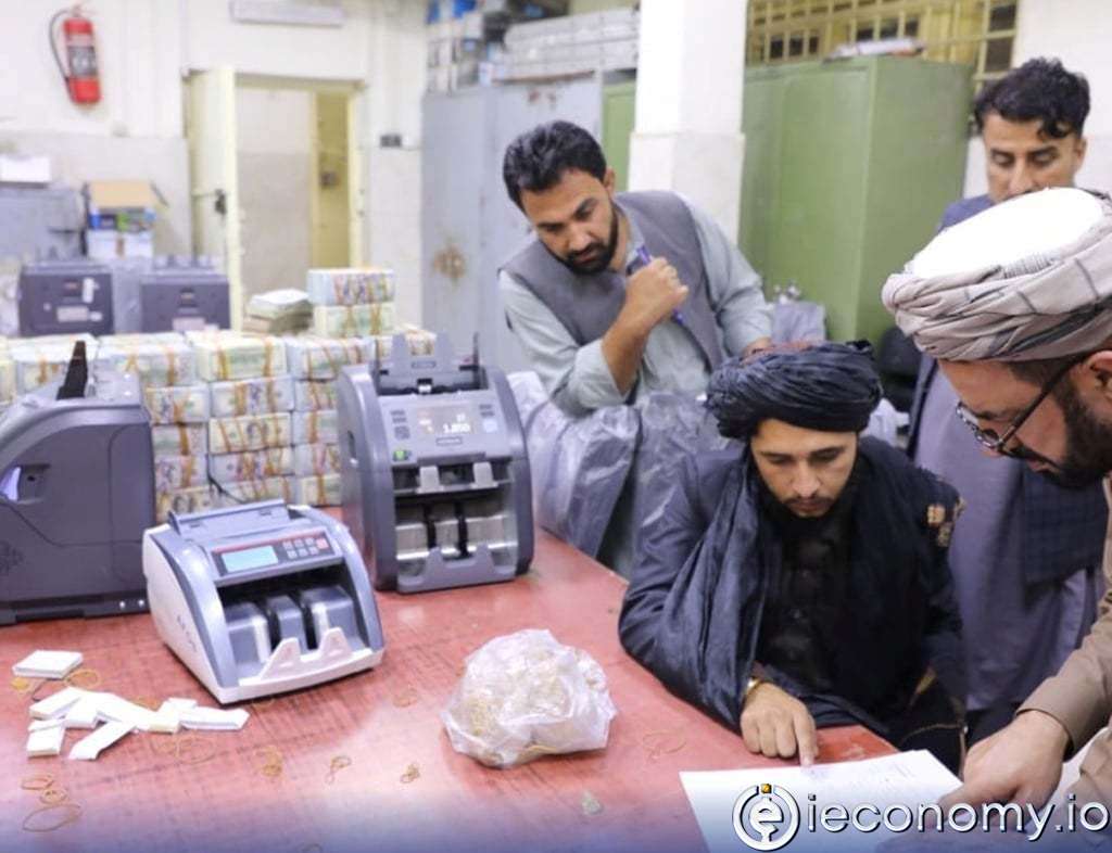 Central bank in Kabul squandered its dollar holdings