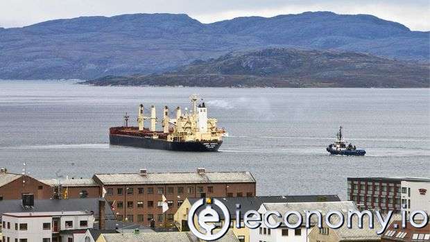 Norveç Hükümeti Rus Gemilerinin Geçişini Yasakladı