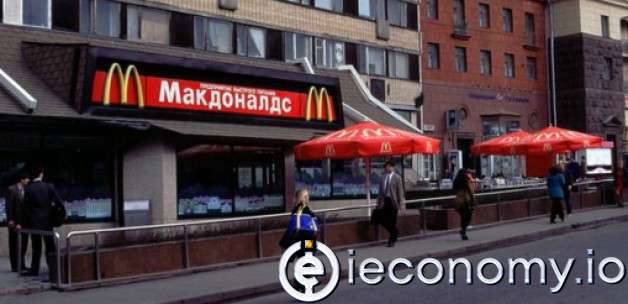 McDonald’s Rusya’daki tüm şubelerini devrediyor