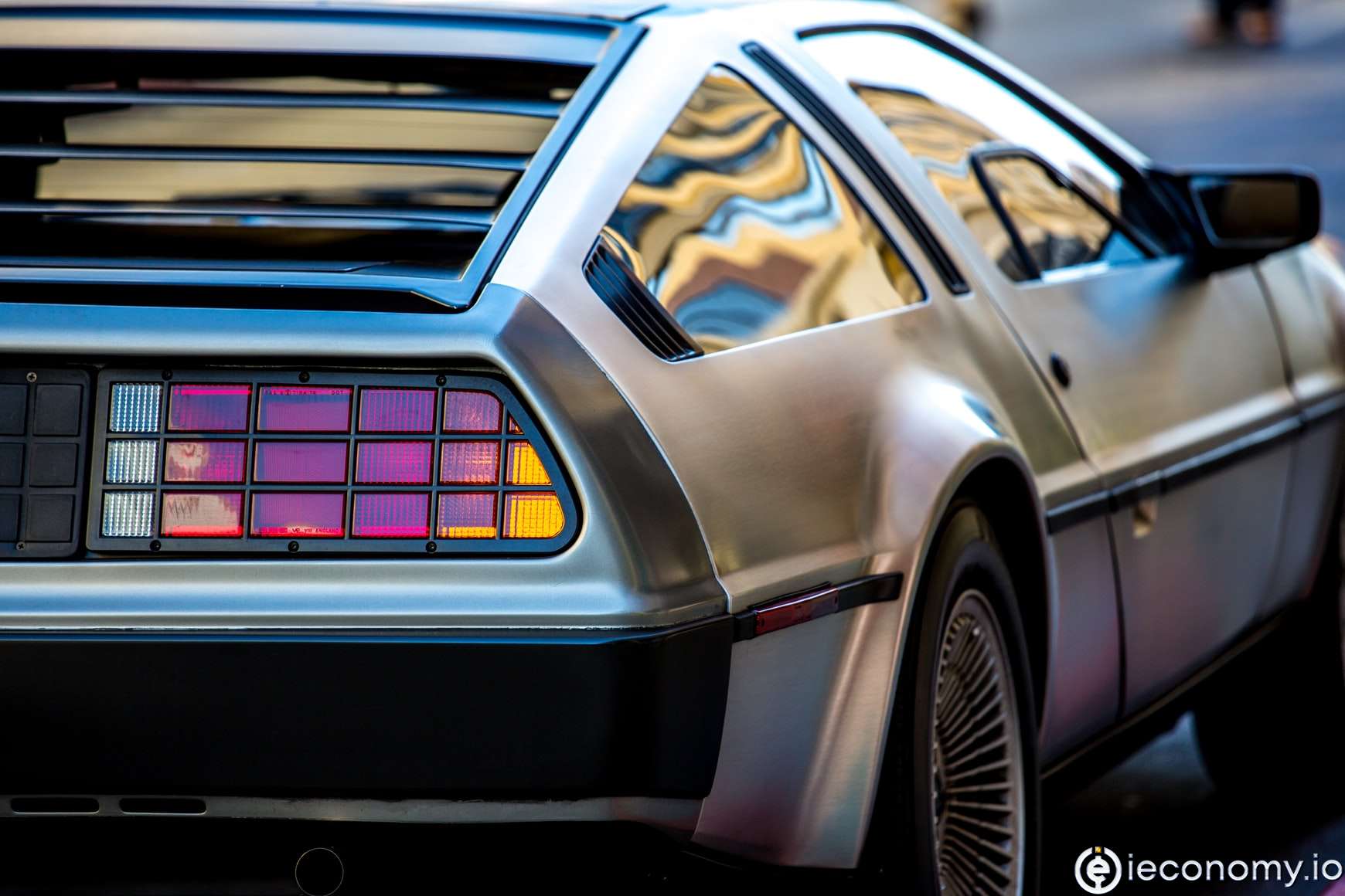 DeLorean Becomes NFT
