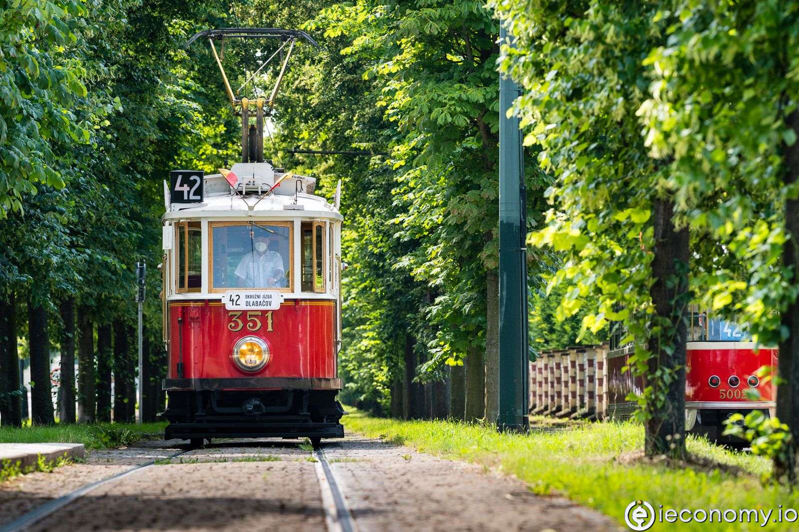 Public Transport in Prague Welcomes the Crypto Era