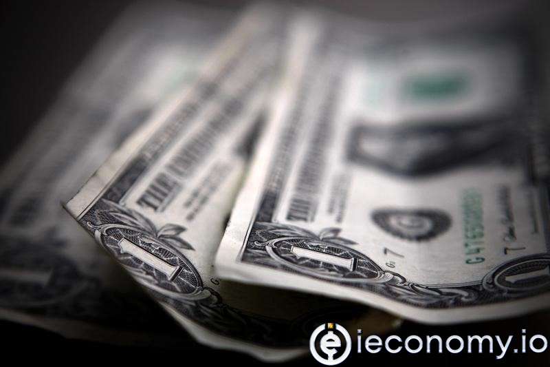 Dollar Falls to Six-Week Low Against the Yen