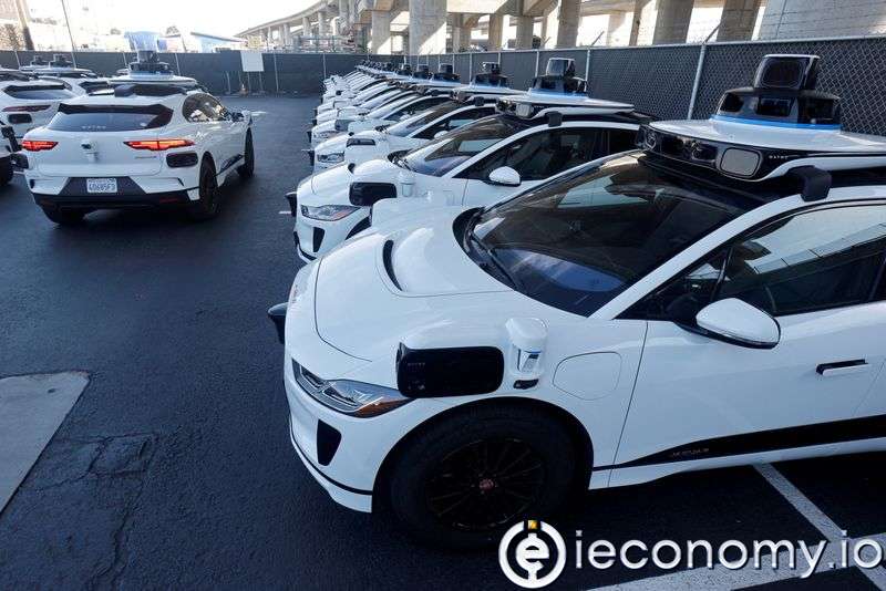 Biden to Sign the Bill Cutting Most Existing EV Credits on Tuesday