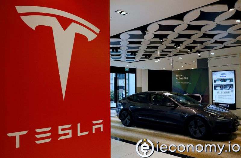 Tesla tries to relieve demand concerns