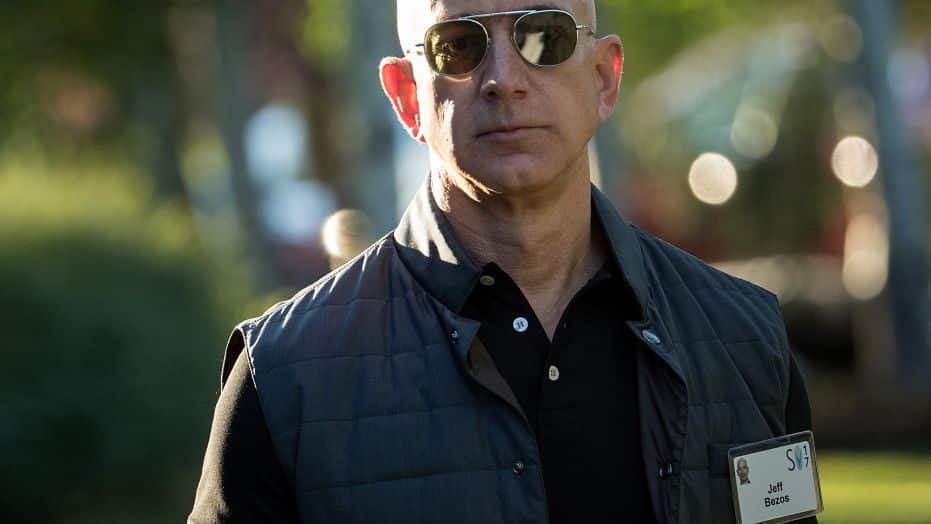 Amazon'un CEO'su Bezos'tan  10 milyar Dolar Bağış Sözü