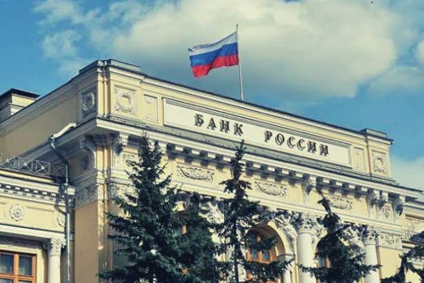 Russian Central Bank Begins Foreign Exchange Sale