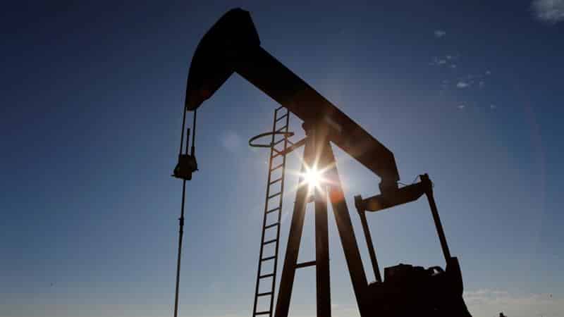 Oil Prices Drop $ 3 Per Barrel