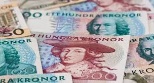 The currency expert advocate traders to favor Sweden's crown over the US dollar