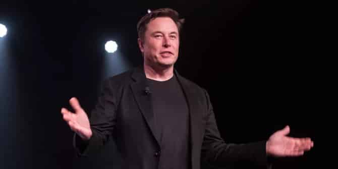 Elon Musk Los Angeles'ta Bulunan Evini 29 Milyon Dolara Sattı