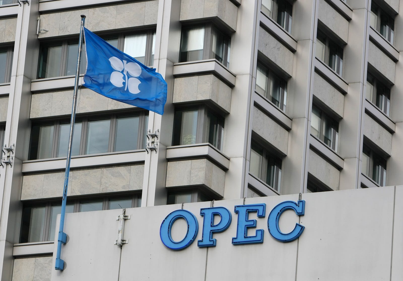 OPEC'in Üretimdeki Payı Yüzde 39'a Düştü