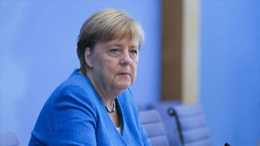 Merkel: Koronavirüs Almanya'nın Finansal Durumunu Zora Sokuyor