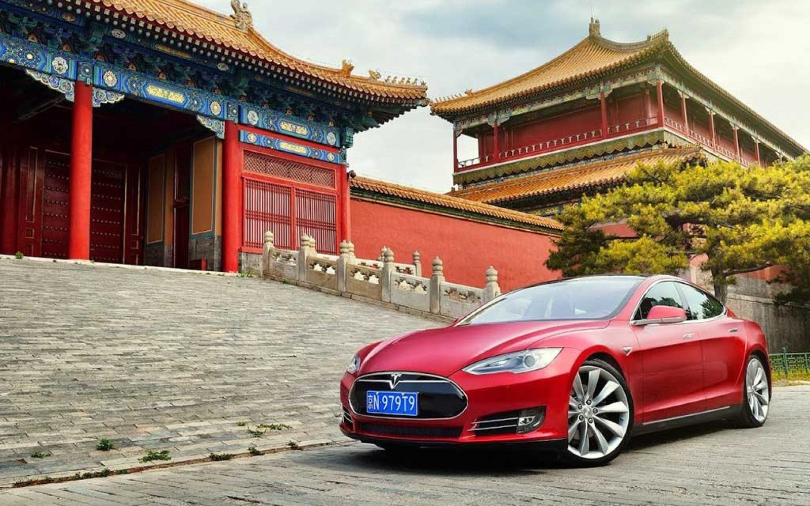 Tesla, Çin'den İthalatta ABD'nin Cezalandırıcı Tarifelerinden Muaf Olmak İstiyor