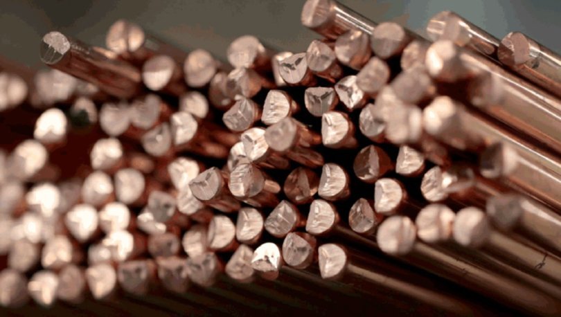 Copper Prices at the Peak of 7 Years as Gold Falls