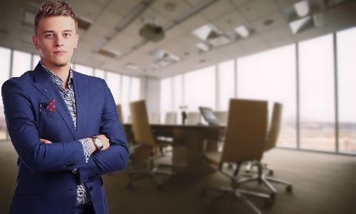 CEO’ların Maaş Kesintileri Yalnızca Bir ‘Vitrin Süsü’