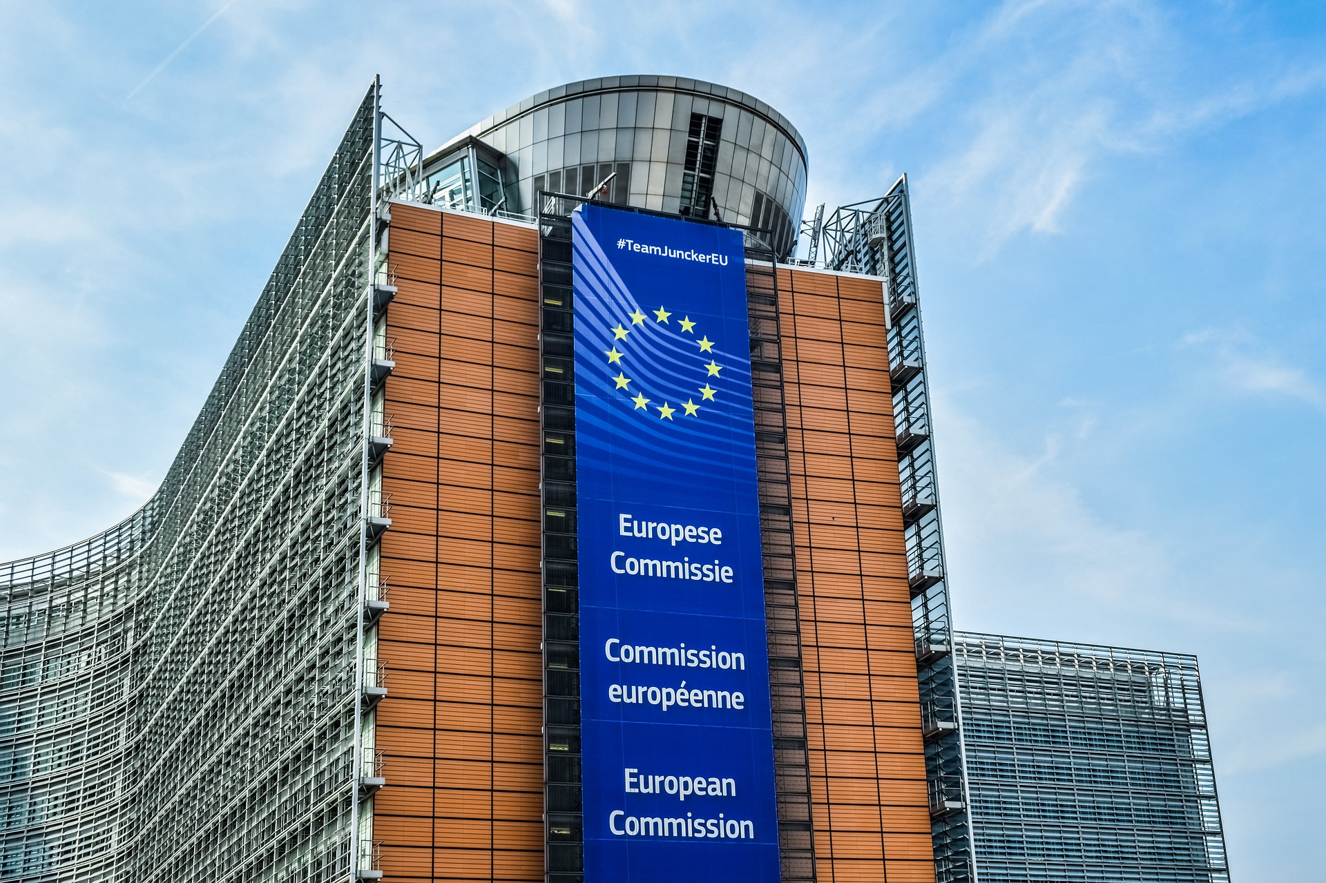 Avrupa Komisyonu büyük olasılıkla bütçe kurallarını gelecek yıl gevşetecek
