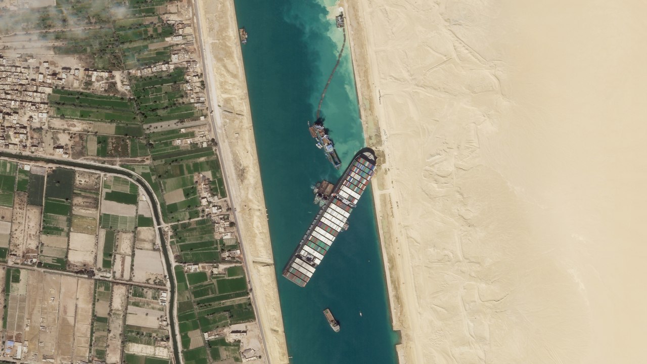 Suez Canal head is considering discounts for ships affected by blockage