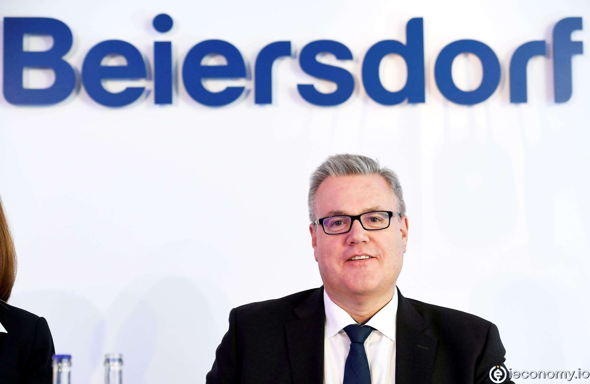 Beiersdorf patronu Stefan De Loecker istifa ediyor