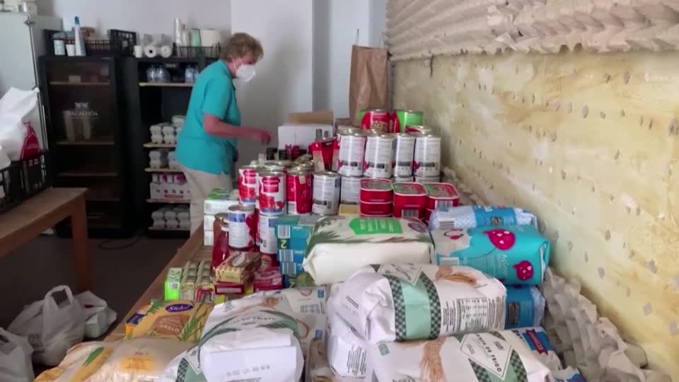 In Portugal, more and more people rely on food banks