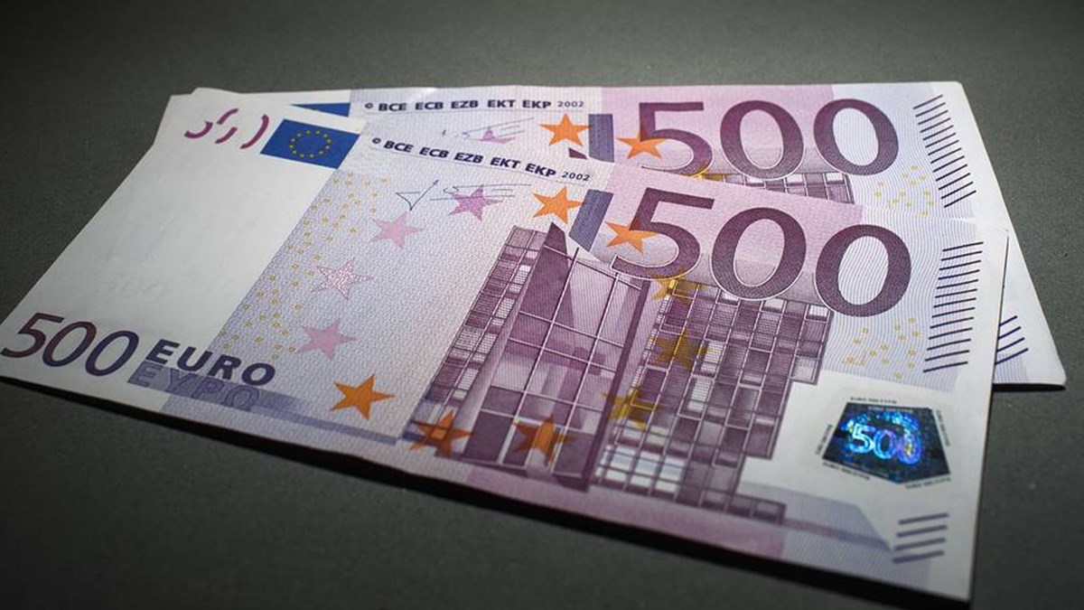 Halen tedavülde 500'lük euro banknotlar dolaşıyor