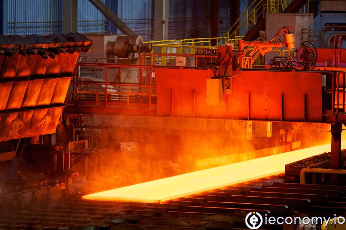 Çelik üreticileri, Biden'dan çelik ithalat vergilerini korumasını istiyor