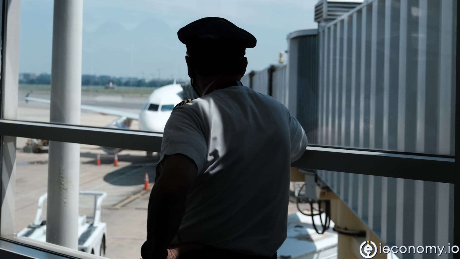 Delta Airlines 1000'den fazla pilot almayı planlıyor