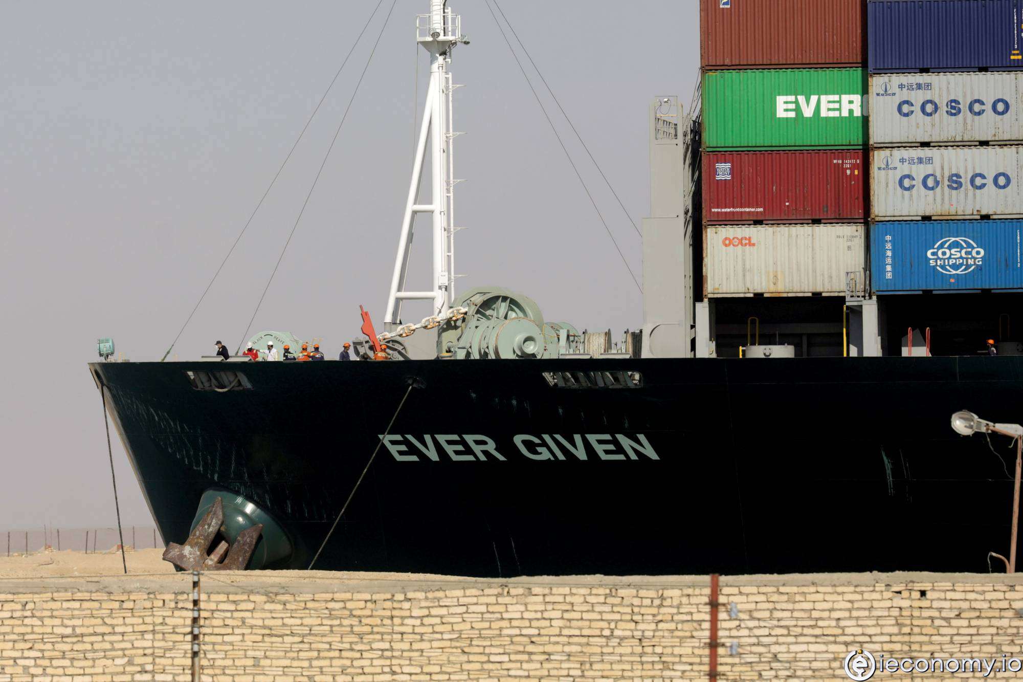 "Ever Given" gemisinin sahibi yetkililerle anlaşmaya vardı