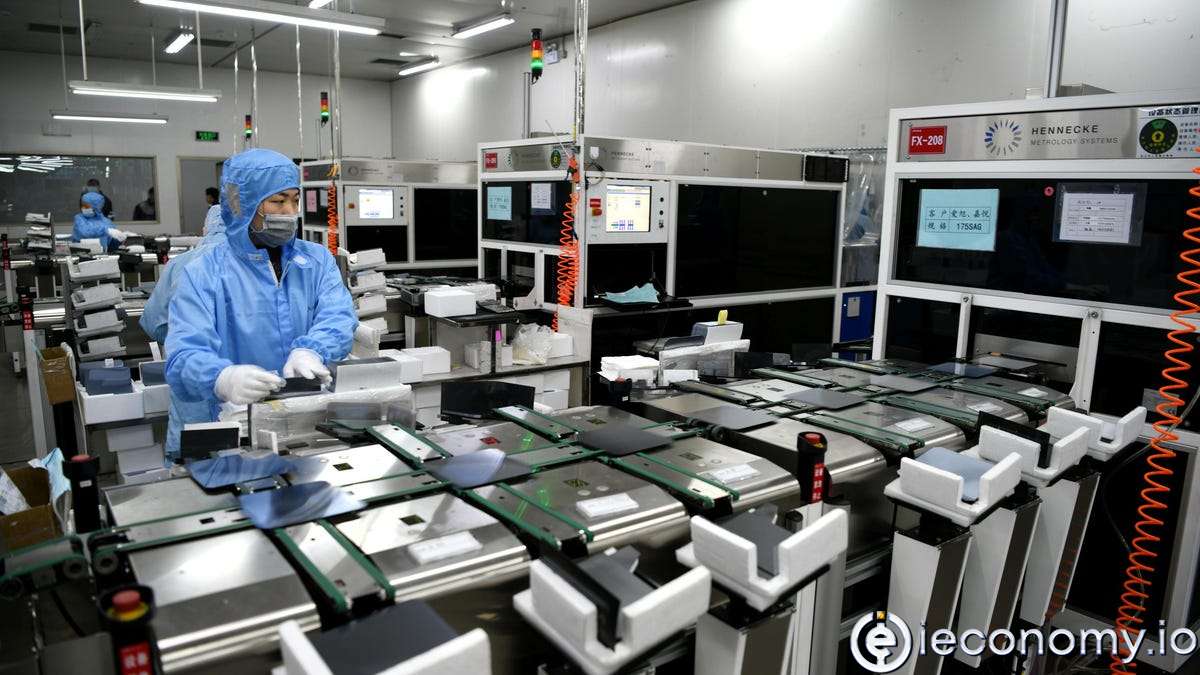 Study reveals consequences of the shortage of semiconductors